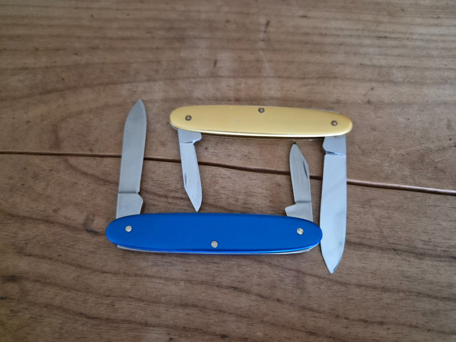 Wenger Couteaux de poche: Taschenmesser - Wenger – D'occasion à Laupen BE par R11rs 1
