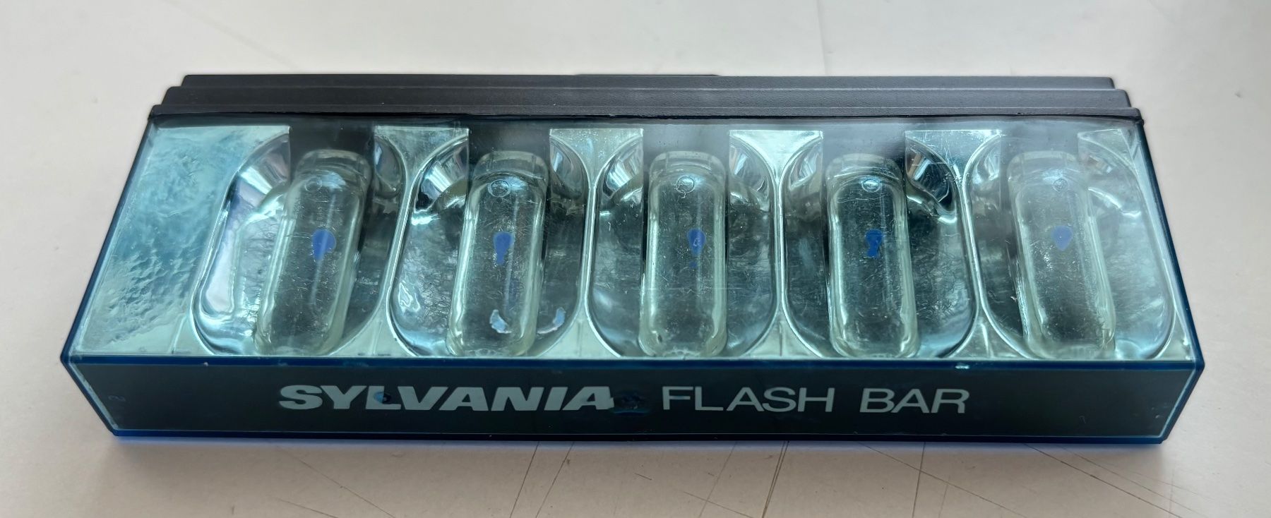 Blitze: Sylvania Flash Bar - 5 flash de chaque côté – Gebraucht aus Neuchâtel von gefdeneuch 1