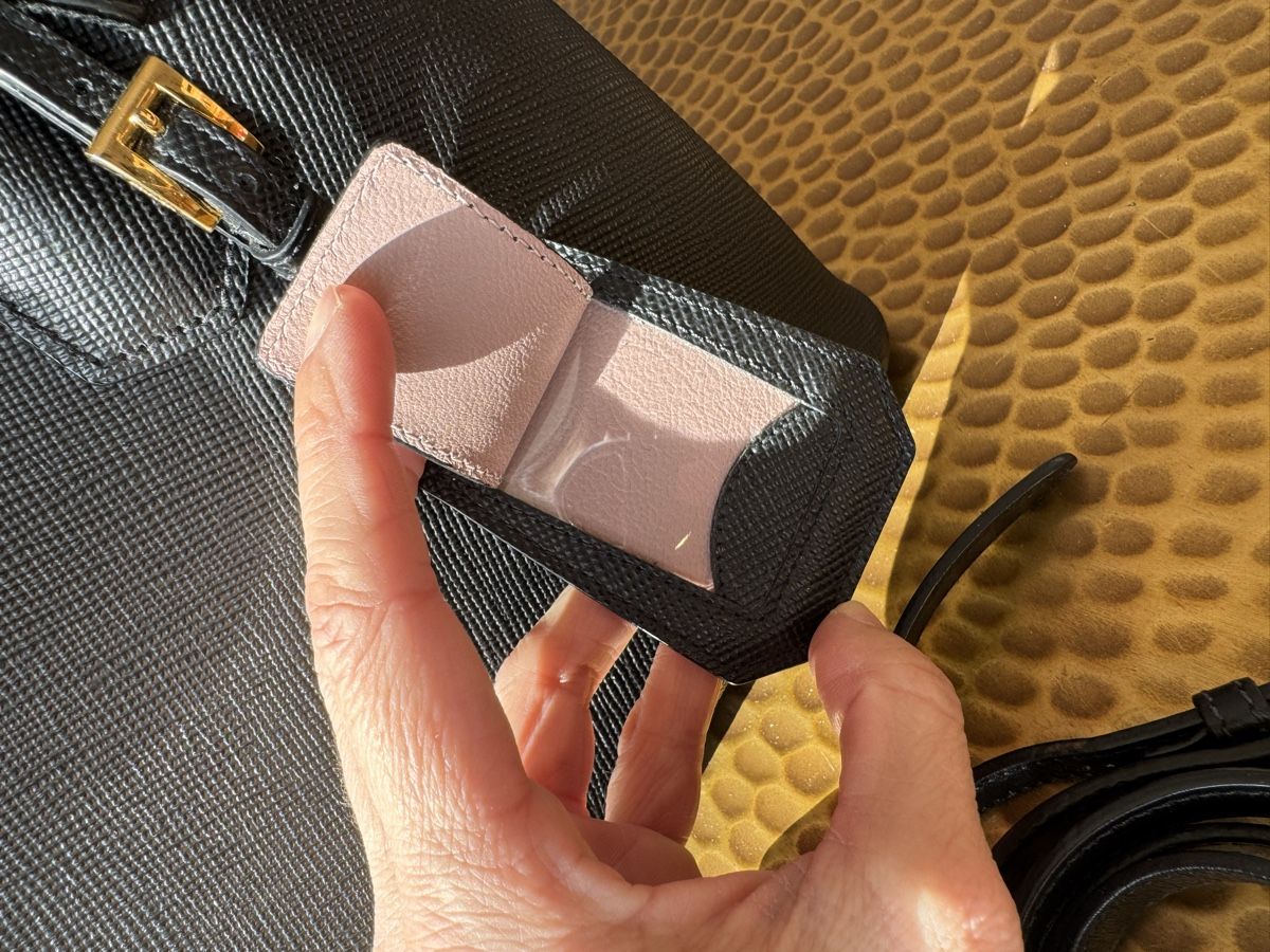 Prada Sacs femmes: Prada Handtasche Saffiano Medium – D'occasion à Untersiggenthal par Shopaholic07 1