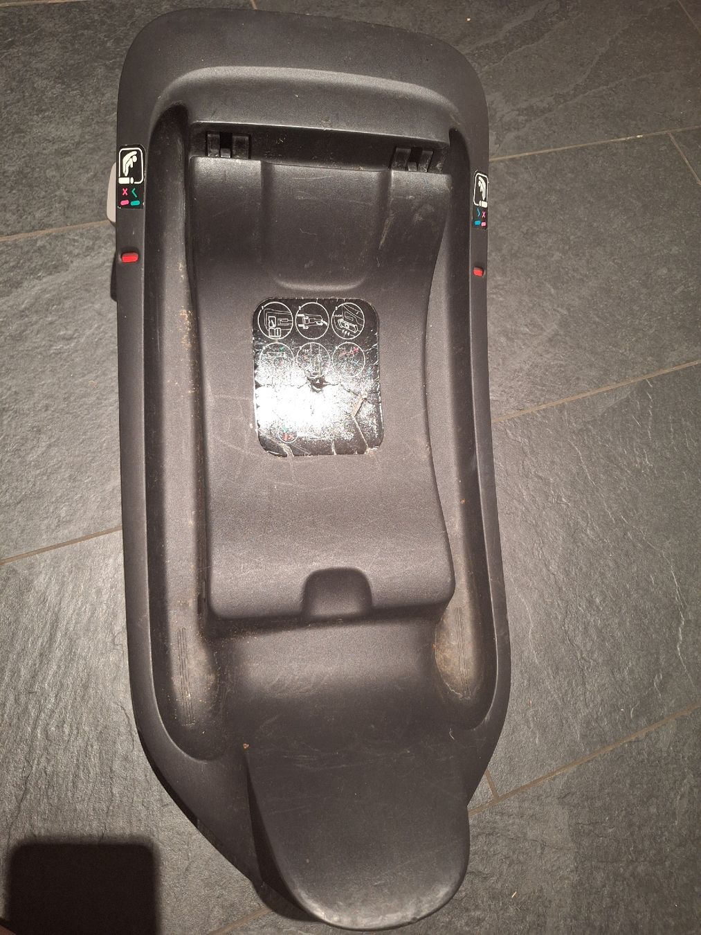 Cybex Seggiolini per auto: Cybex Aton B2 i-Size Babyschale mit Base – Usato da Wangen an der Aare venduto da jan_2zxv 8