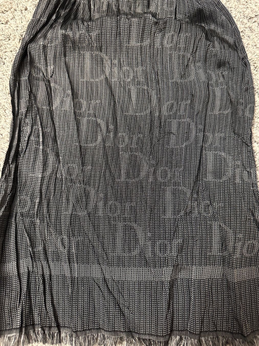 Dior Foulard & Sciarpe: Dior Silk scarf 32*170 size – Usato da Winterthur venduto da ivan12891