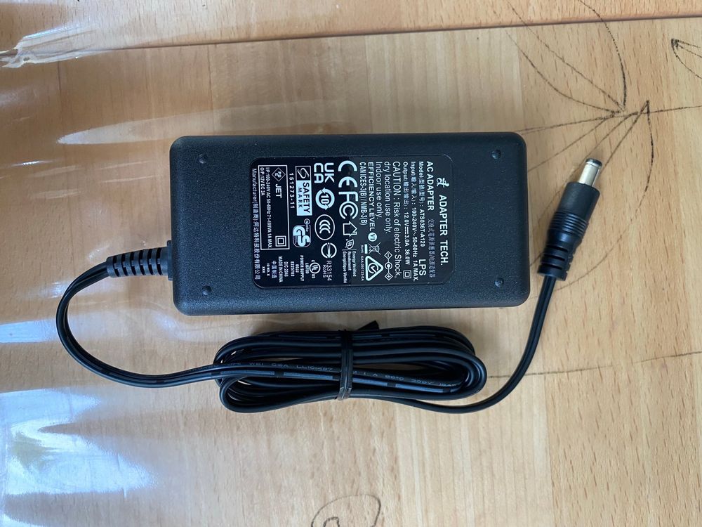 Adapter Tech. AC Adapter Kaufen auf Ricardo