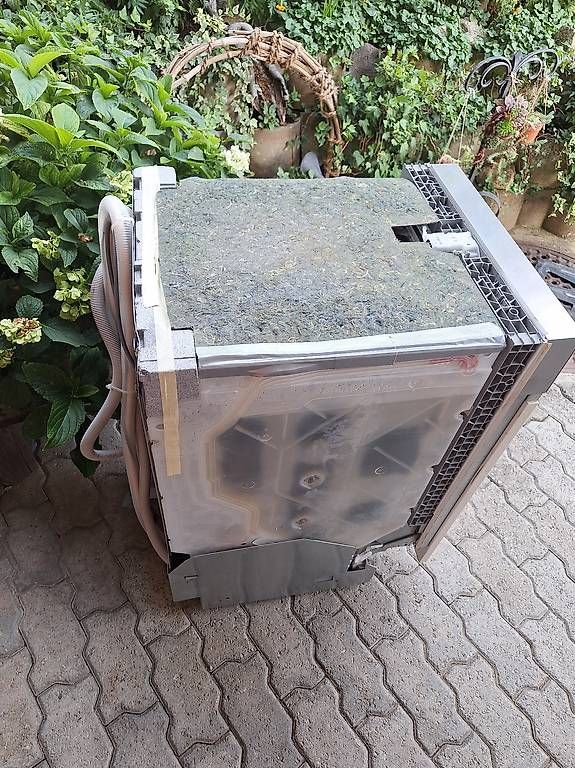 Lavastoviglie: Geschirrspüler Bosch 45cm – Usato da Uetendorf venduto da Albi125 1