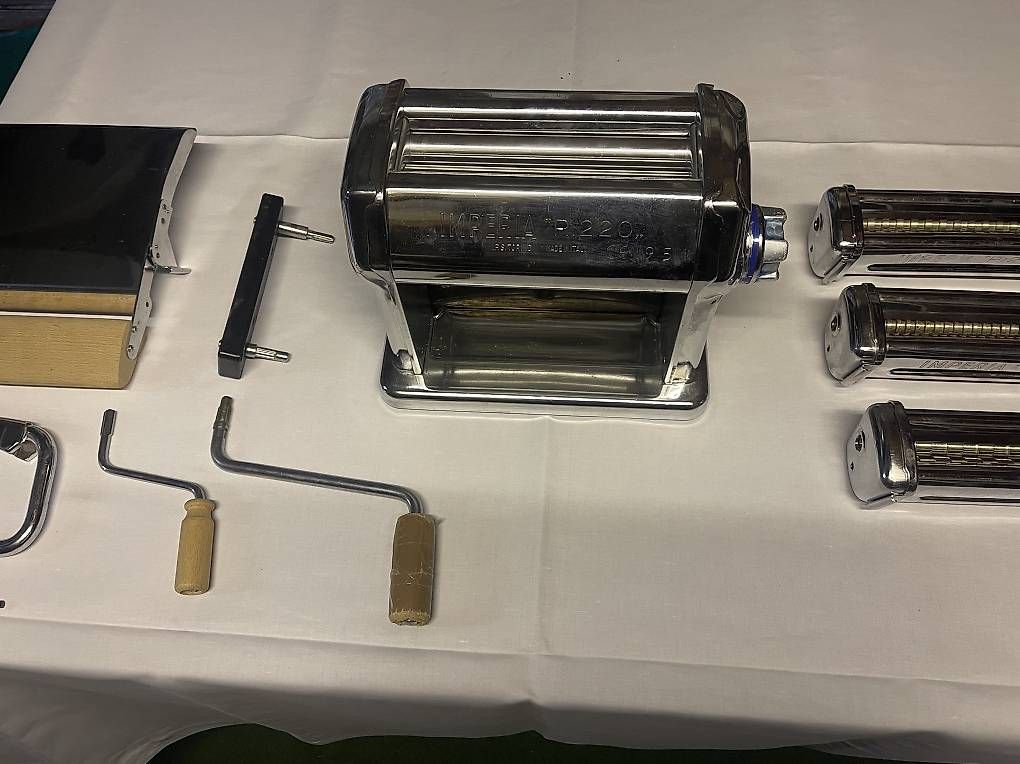 Elettrodomestici da cucina: Imperia R220 Restaurant (Profi) – Usato da Bubikon venduto da Migg67