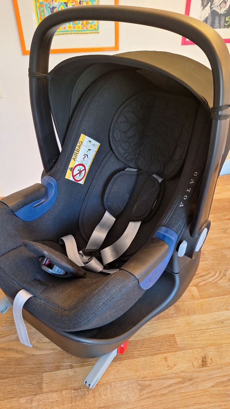 Britax Römer Seggiolini per auto: Infant Seat i-Size Babyschale – Usato da Brügg BE venduto da gordis 2