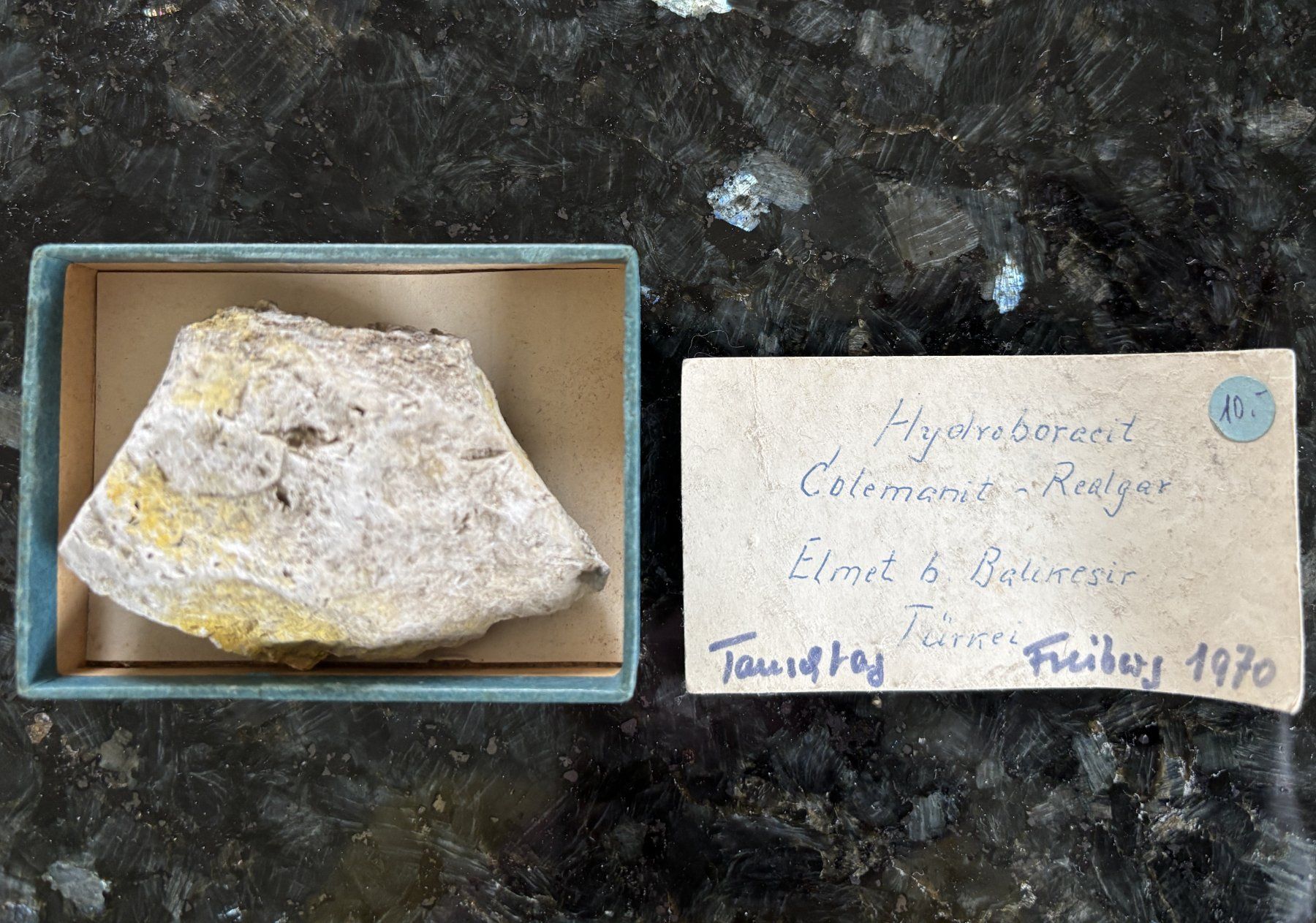 Mineralien & Heilsteine: Hydroboracit, Mineral, Türkei, selten – Gebraucht aus Birmenstorf AG von tritonius