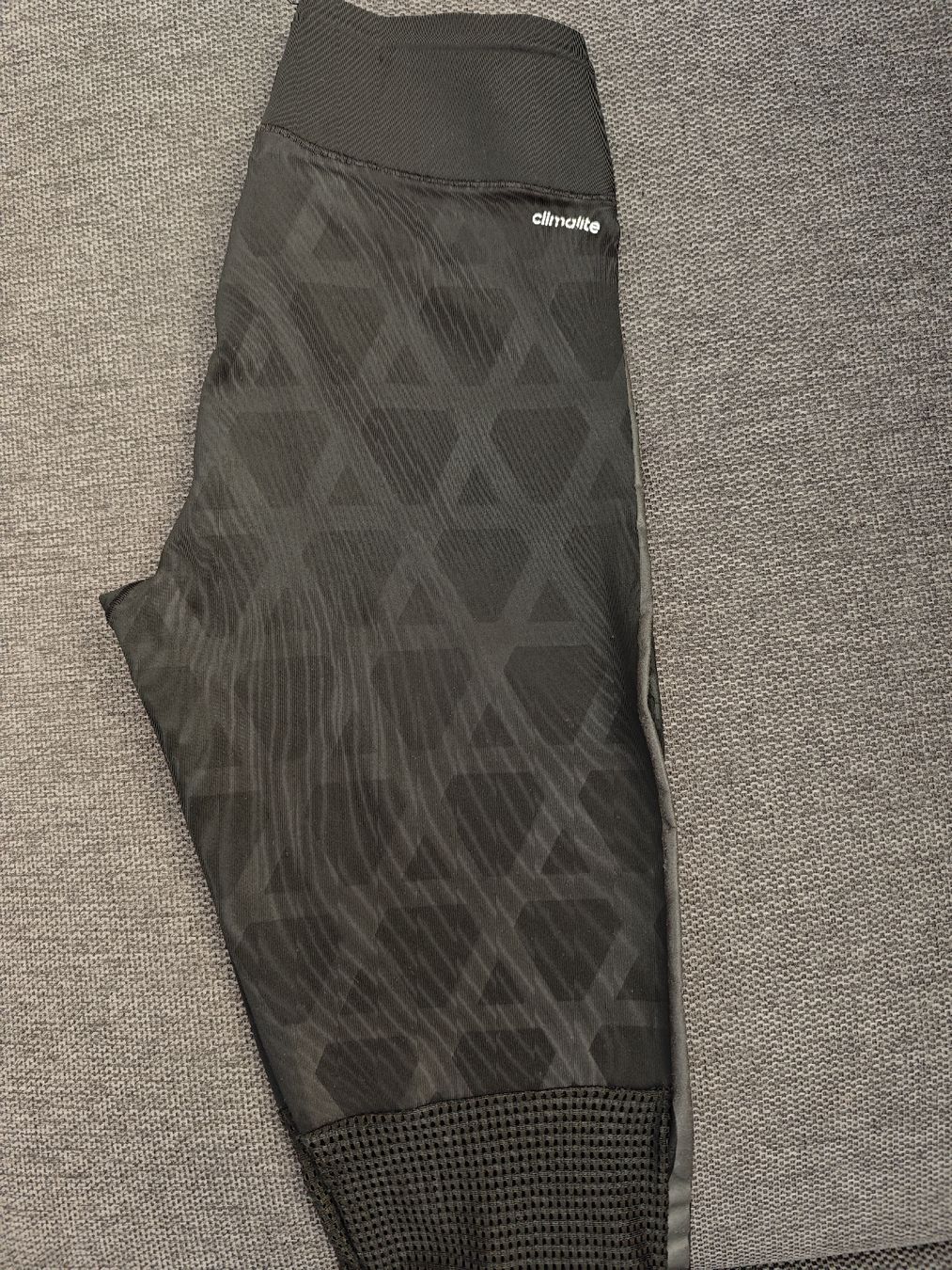 Adidas Leggings: Adidas climate leggings – Nuovo (secondo la descrizione) da Meyrin venduto da Muchacho7 2
