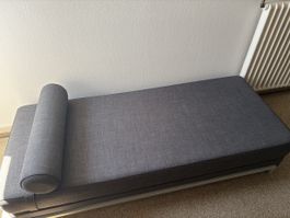 Daybed und Schlafsofa- grau made in Denmark guter Zustand