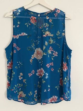NEU! Schöne TUNIKA. Gr. 40