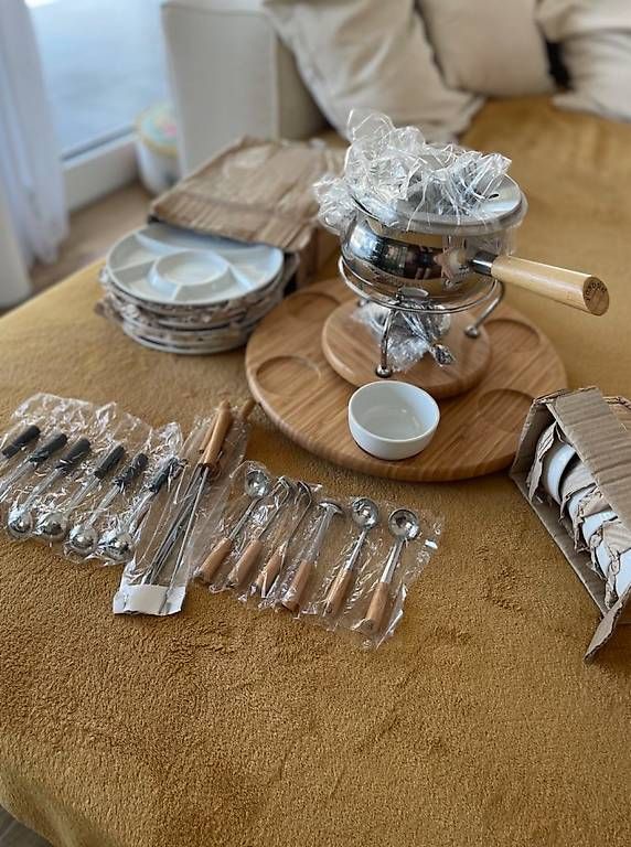 Set di piatti: Fleischfondue-Set inkl. Teller – Nuovo e nell'imballaggio originale da Frauenfeld venduto da G_Eric