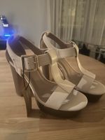 Sommerliche Plateausandalette mit Blockabsatz, Gr. 38