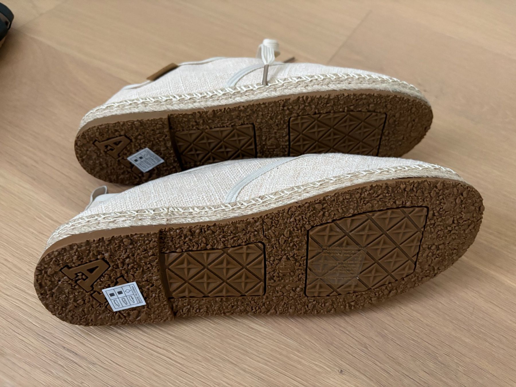 Scarpe da donna: NEU Damen Espadrilles / Sneaker Gr. 39 Beige – Nuovo (secondo la descrizione) da Steffisburg venduto da Octabrain 4