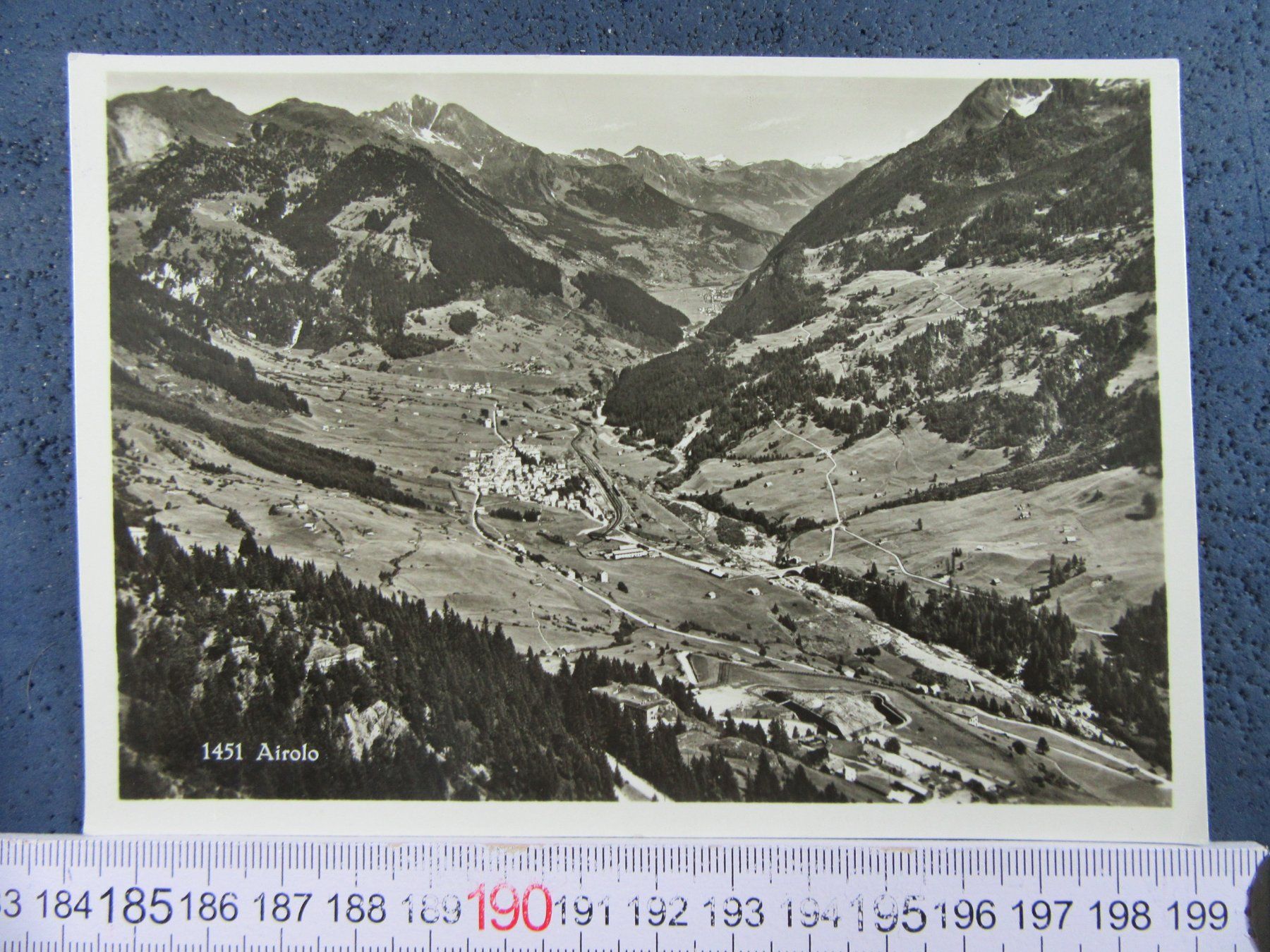 Cartoline postali: AIROLO TICINO AK FELDPOST LUFTBILD – Usato da Ettingen venduto da Hausi4711