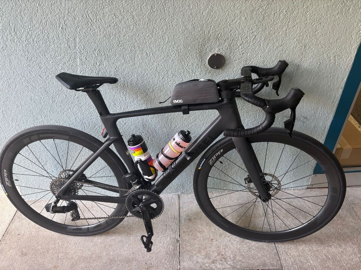 Van Rysel RCR Rival AXS with Look pedals (Neuf (Voir description)) à ...