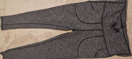 Lululemon tight, Grösse 4 (ca 36), super Zustand 