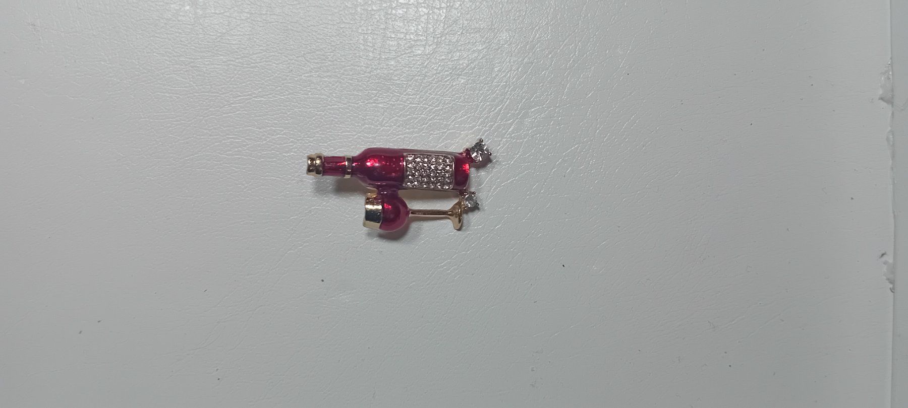 Broschen & Nadeln: modeschmuck,brosche,,mit kristall – Neu (gemäss Beschreibung) aus Basel von bij_5hqd 1