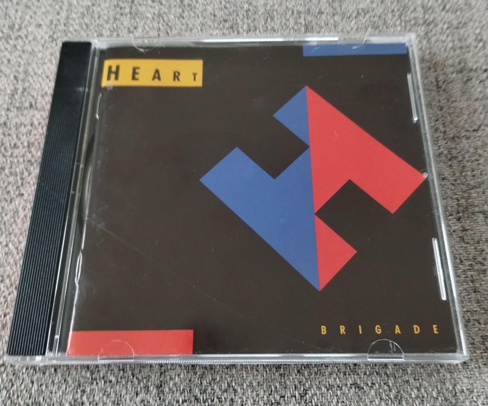 CDs: Heart "Brigade" – Neuf (Voir description) à Lausanne par Martinucci