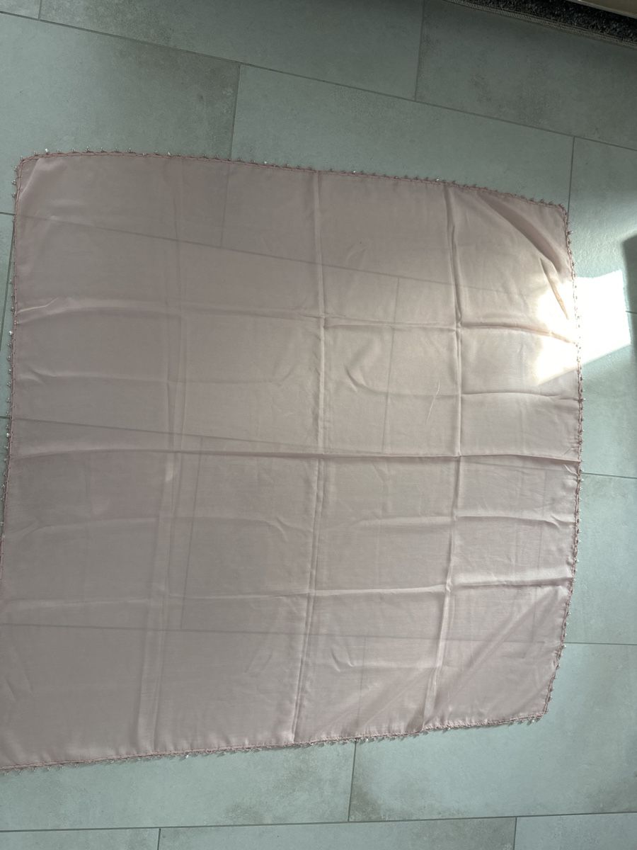 Foulards, Tücher & Schals: Rosa Tuch mit Verzierung – Neu (gemäss Beschreibung) aus Zug von Hehe 1
