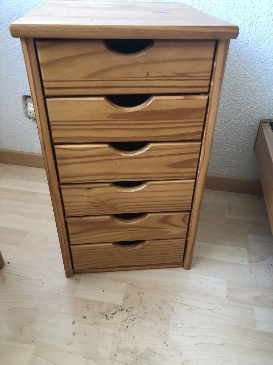 Commodes: Kommode Kiefernholz 6 Schubladen gebraucht – D'occasion à Arbon par Wladimir1 3
