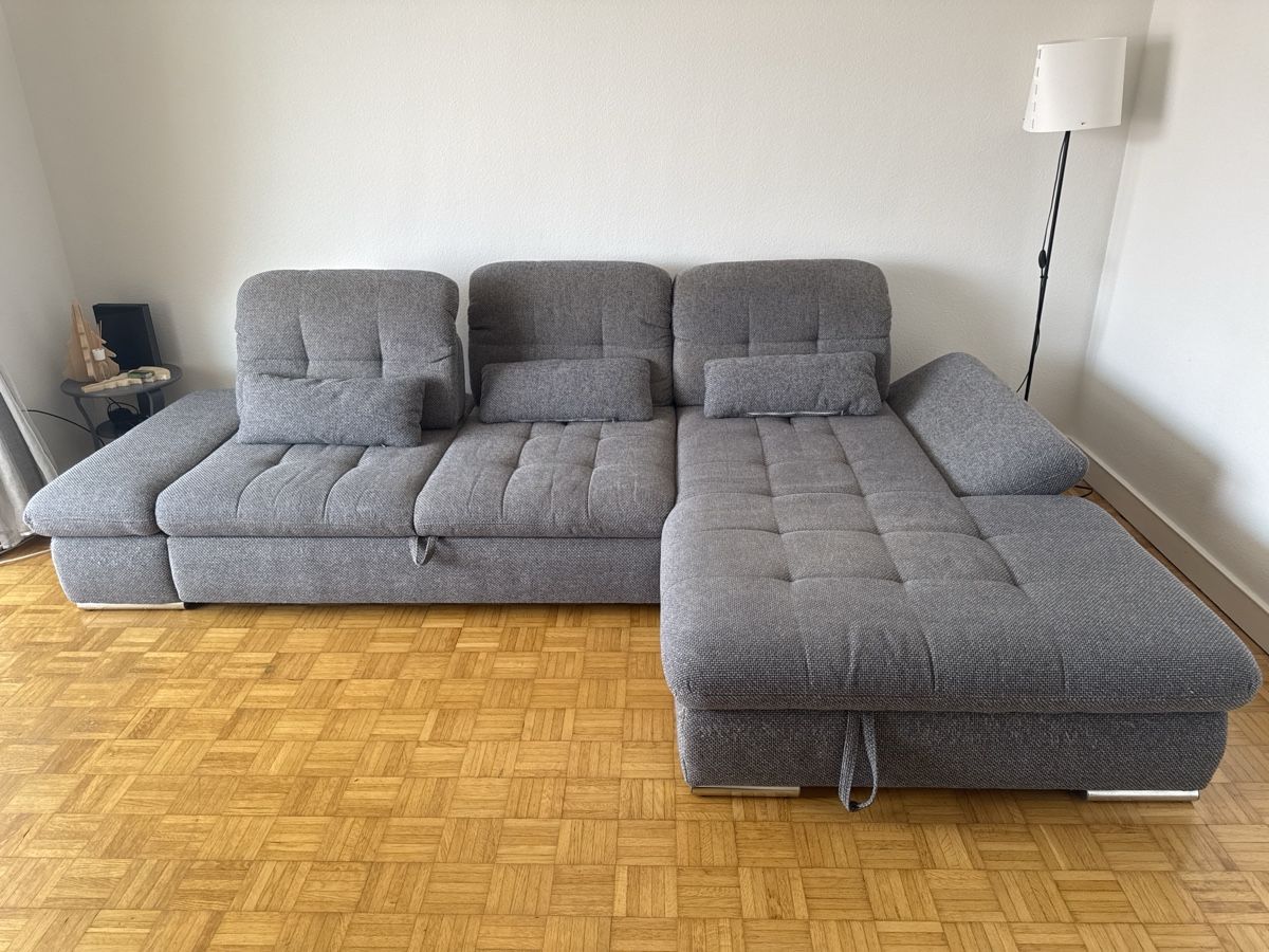 Divani: Canapé d'angle gris extensible, avec coffre de rangement et – Usato da Neuchâtel venduto da ami_fl7g