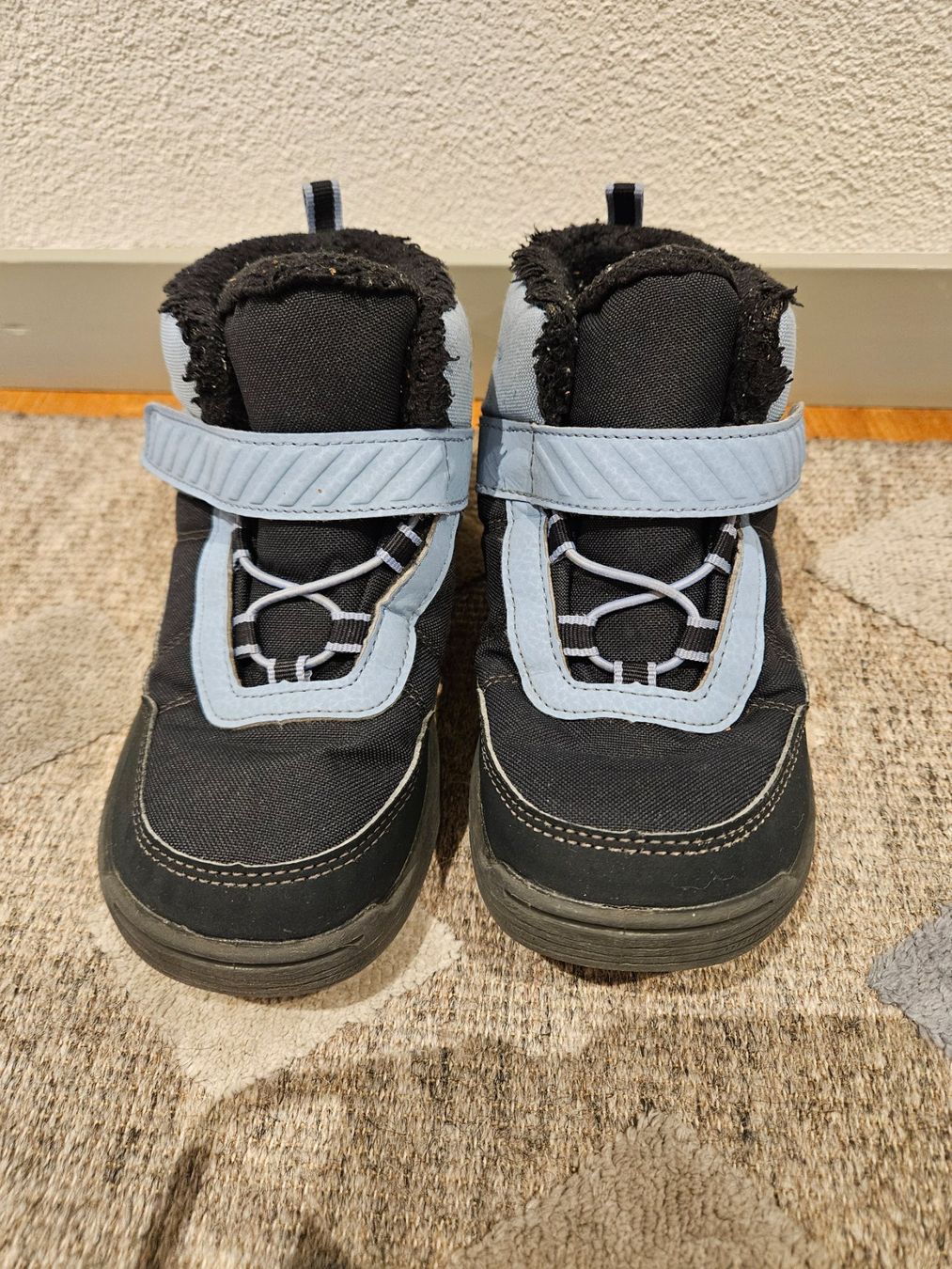 Decathlon Scarpe per ragazzi: Kinderwanderschuhe, Grösse 31, Top Zustand – Usato da Sennhof (Winterthur) venduto da HG2019
