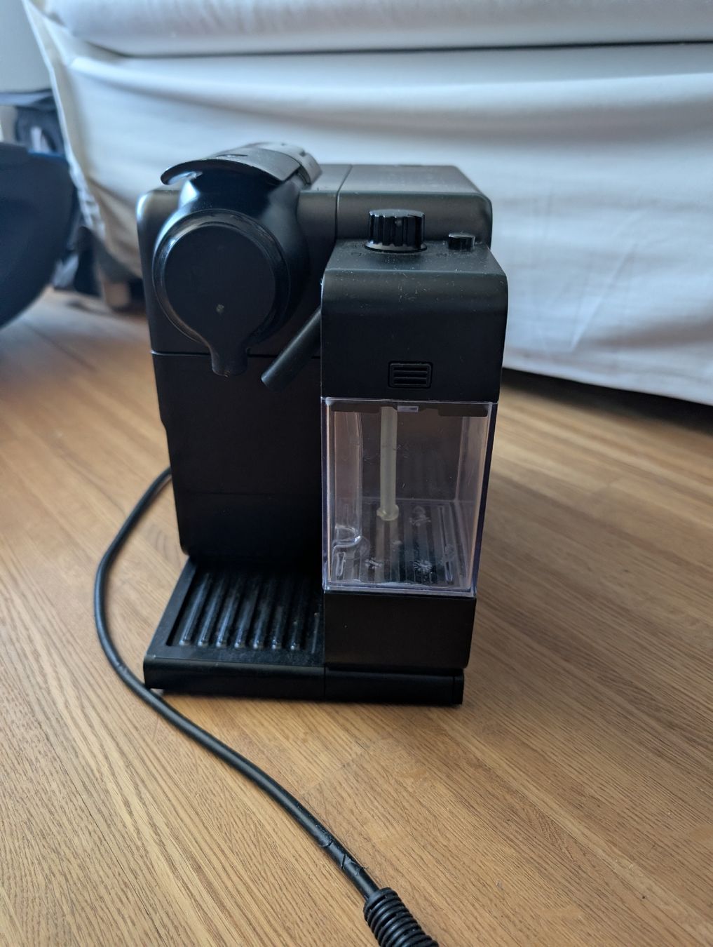 Nespresso Macchine per caffè & Macchine per espresso: De'Longhi Nespresso Lattissima Touch – Usato da Zürich venduto da moonooloo 2