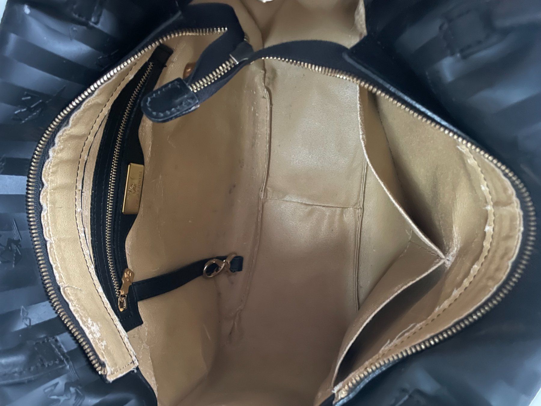 Maison Mollerus Borse: Maison Mollerus Handtasche – Usato da Aarburg venduto da Qin3ze 5