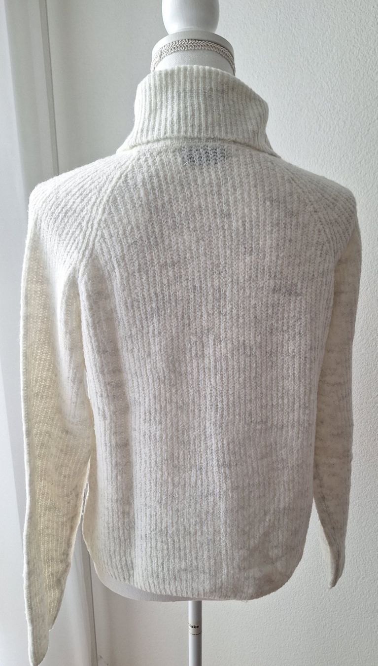 Pulls & Sweat-shirts: JYD Rollkragenpullover weiss, Grösse S – D'occasion à Winterthur par Simply_nm 3