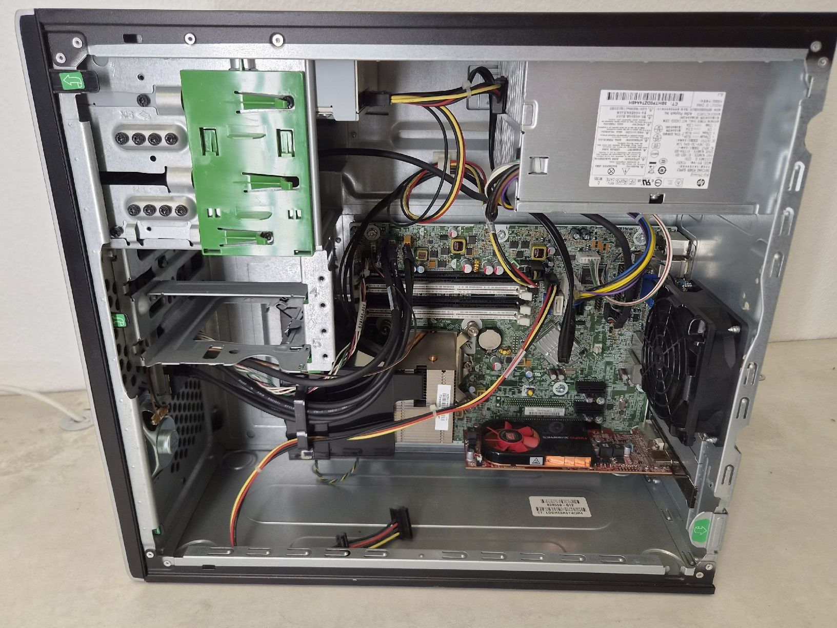 Hewlett Packard PCs: HP Compaq Pro 6300 Microtower. Intel i5 – Gebraucht aus SCHAFFHAUSEN von Atami99