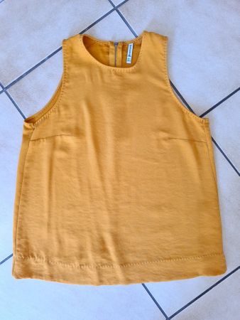 Top Stradivarius jaune moutarde M