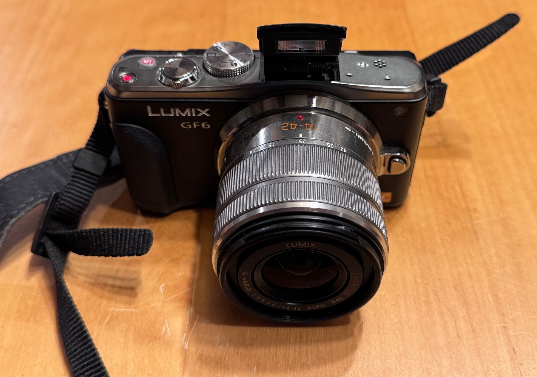 Panasonic Kamera: Panasonic Lumix DMC GF6 – Defekt aus Unterengstringen von NOISE 8