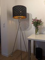 Stehlampe