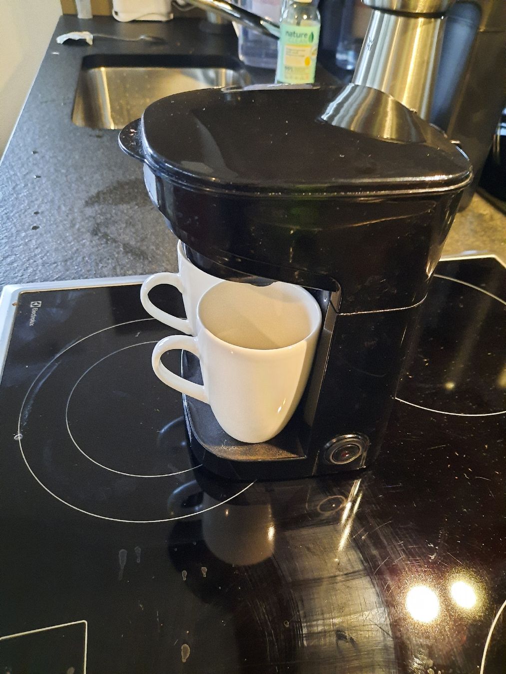 Macchine per caffè & Macchine per espresso: kaffeemaschine mit Tassen – Usato da Knutwil venduto da RainerK02 1