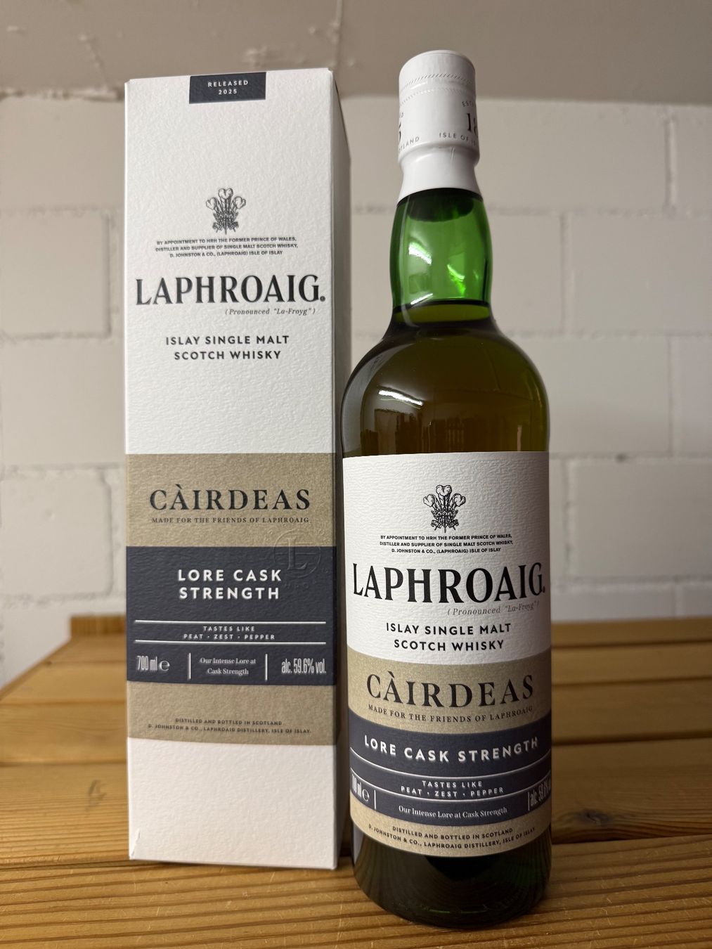 Laphroaig Bevande alcoliche: Laphroaig Cairdeas Feis Ile 2025 – Nuovo e nell'imballaggio originale da Wiesendangen venduto da whiskyandwine