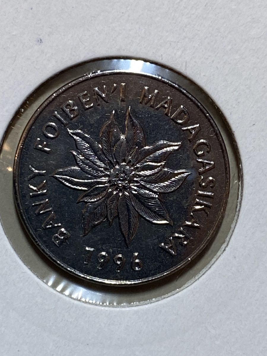 Alle Münzen: Madagascar - 5 francs - 1996 – Gebraucht aus Payerne von Mike1682 1