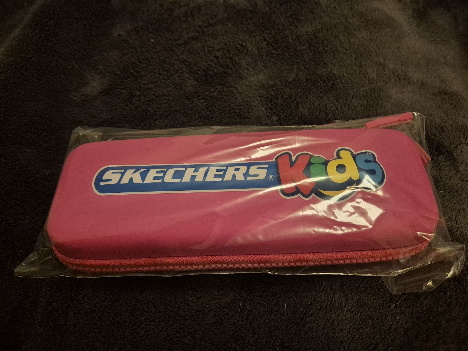 Plumiers: Federmäppchen Etui Skechers – Neuf avec emballage d'origine à Riehen par Vaniisha13 2