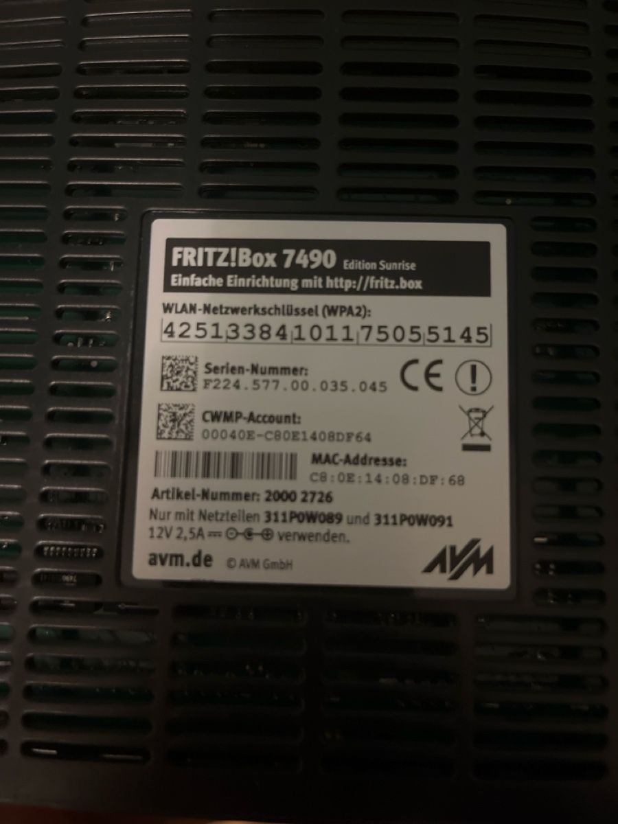 Fritz Modem & Router: Fritz!Box 7490 – Usato da Adligenswil venduto da Freemartin 1