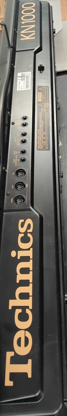Technics Strumenti musicali: Keyboard PCM Technics KN1000 – Usato da Basel venduto da bk_brockibasel 5