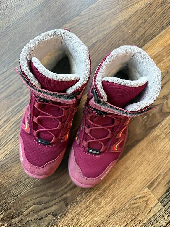 Scarpe per ragazze: Lowa Trekkingschuh Gr. 31 – Usato da Dübendorf venduto da viologo 2