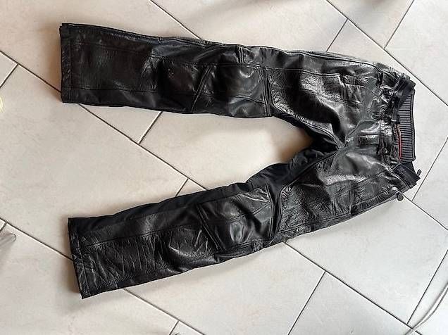 Held Giacche: Held Damen Lederjacke und Hose aus Leder – Usato da Oberrohrdorf venduto da siri-retloW.24 4
