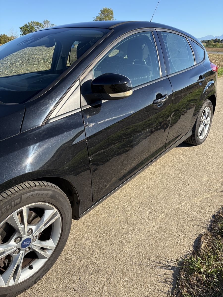 Ford Automobili: Ford Focus "expertisée du jour" – Usato da Cheseaux-sur-Lausanne venduto da emcy78 8