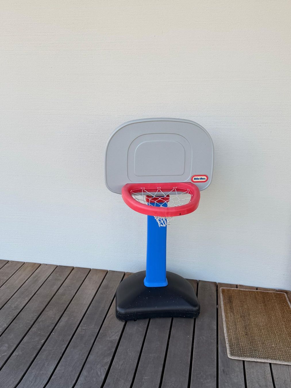 Jouets: Basketball Spielzeug GRATIS – D'occasion à Meggen par elm_np8z