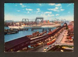 AK Hamburg Hafen mit Überseebrücke Schiff