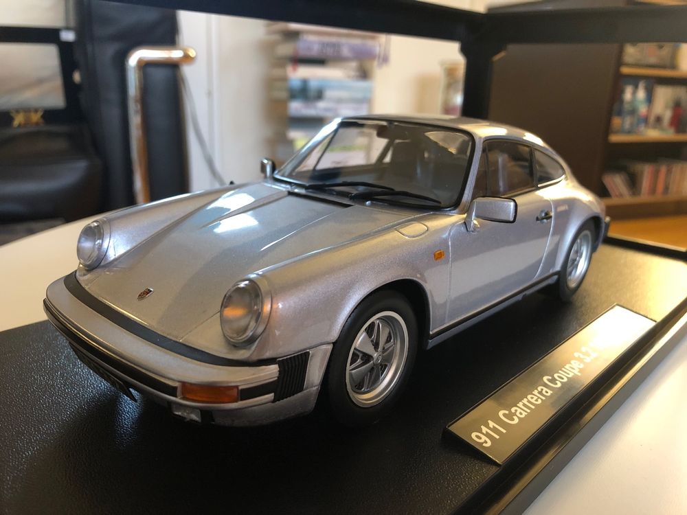 Porsche 911 3.2 carrera cabriolet 1988 kk scale 1/18