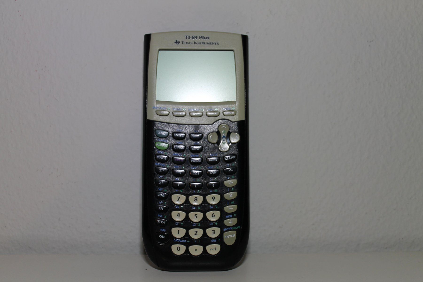 Texas Instruments Taschenrechner: Texas instruments ti-84 plus – Gebraucht aus Basel von David25