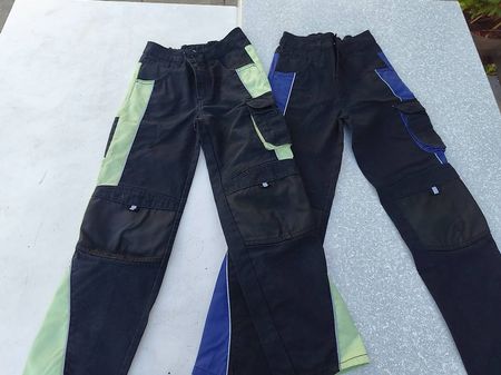 2 Hosen in Grösse 146 / 152