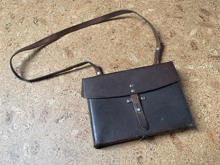 Kartentasche, Ledertasche vom Militär
