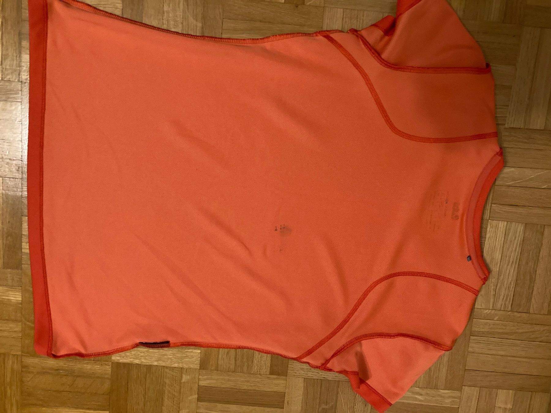 Jack Wolfskin T-shirt: 2 Funktionsshirts Jack Wolfskin Gr.XS – Usato da St. Antoni venduto da Alikis 3
