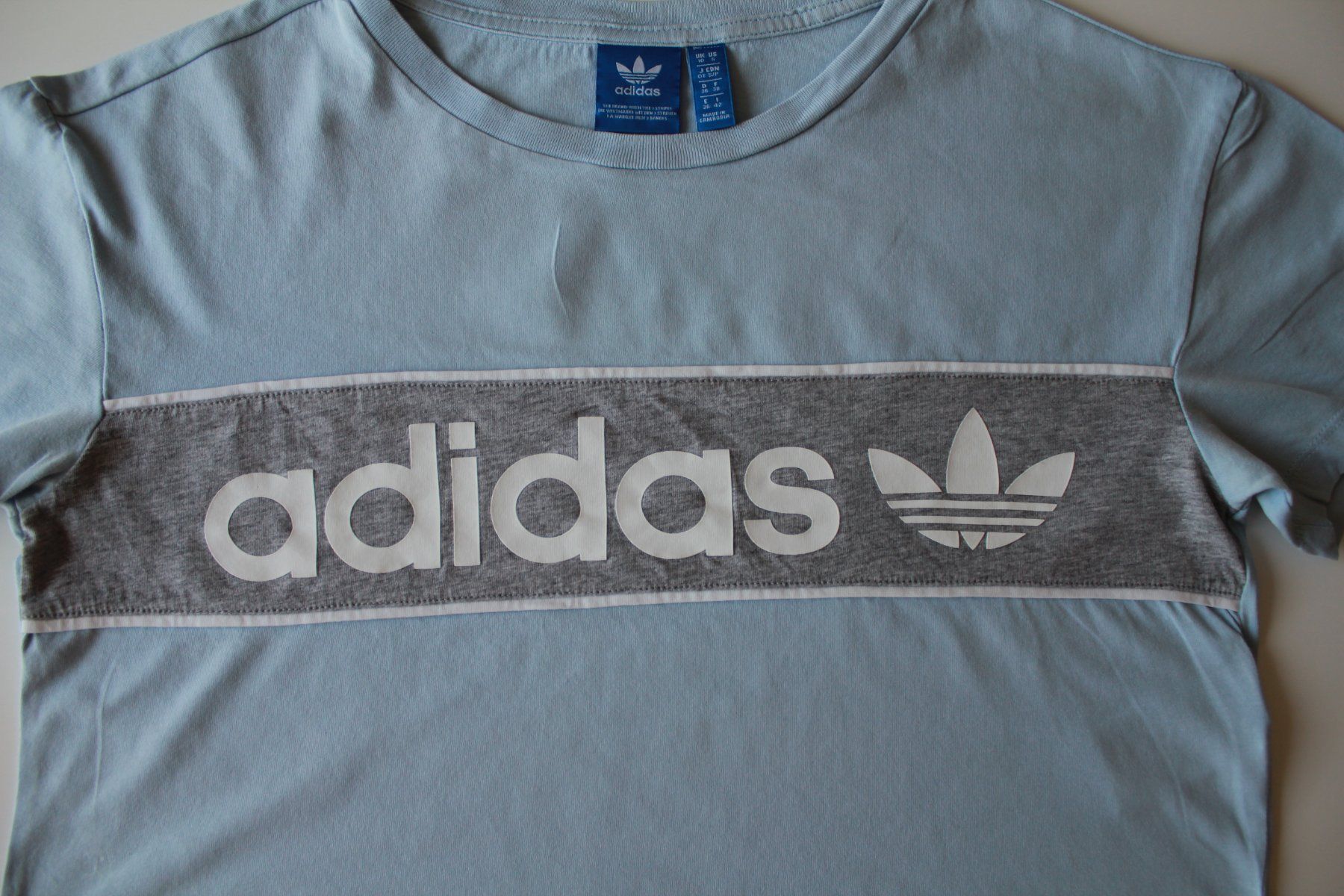 Adidas T-shirt: T-shirt Adidas t. 36 – Usato da Peseux venduto da Gilloss 1