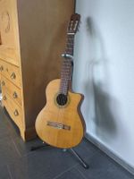 Klassische Gitarre mit Tonabnehmersystem
